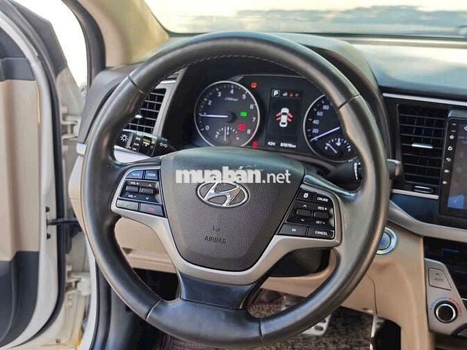 Hyundai Elantra 2.0ATH 2018 Trắng 90000 km