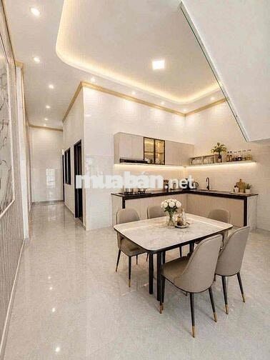 Trả nợ ngân hàng, cần bán gấp nhà lầu cuối đường Đồng Khởi