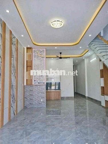 Trả nợ ngân hàng, cần bán gấp nhà lầu cuối đường Đồng Khởi