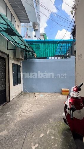CHO THUÊ NHÀ NHỎ 1 LỬNG 2 LẦU GẦN GA SÀI GÒN
