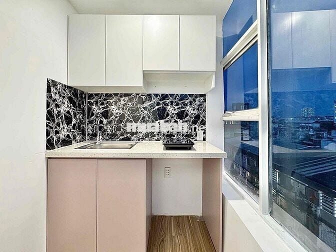 căn hộ ban công cửa sổ lớn view đẹp ngay đhọc BKhoa,KTế,QGia,…..