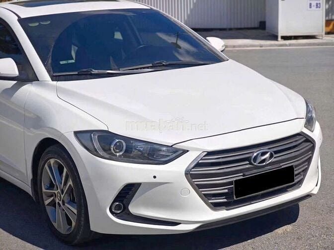 Hyundai Elantra 2.0ATH 2018 Trắng 90000 km