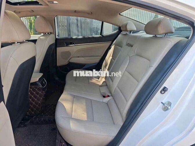 Hyundai Elantra 2.0ATH 2018 Trắng 90000 km