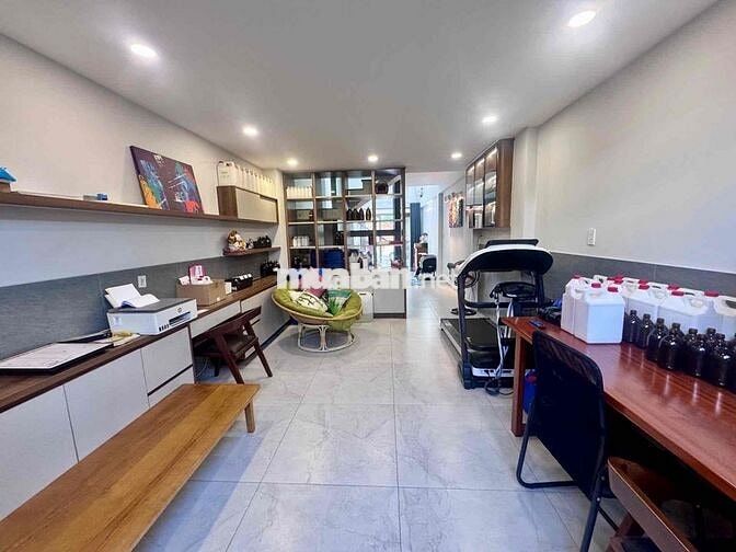 NHÀ ĐẸP 5 TẦNG ĐƯỜNG NHỰA 10M2 - Đ TÔ NGỌC VÂN GV DT 74m2, GIÁ 7,3 TỶ