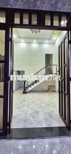 Cho thuê nhà  và kho ( dt500m2 ) 