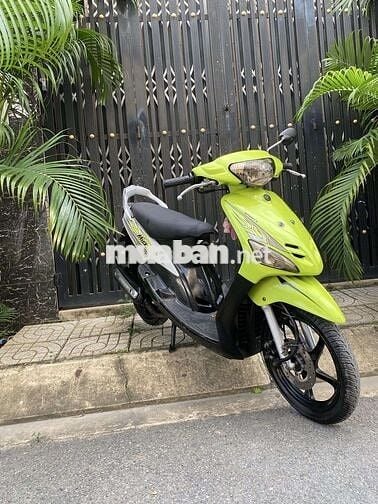 Yamaha Luvias Xanh rêu, Trắng Tự động
