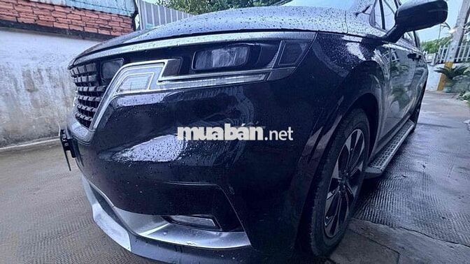 KIA CARNIVAL Premium 2022 Dầu 38000km Đen