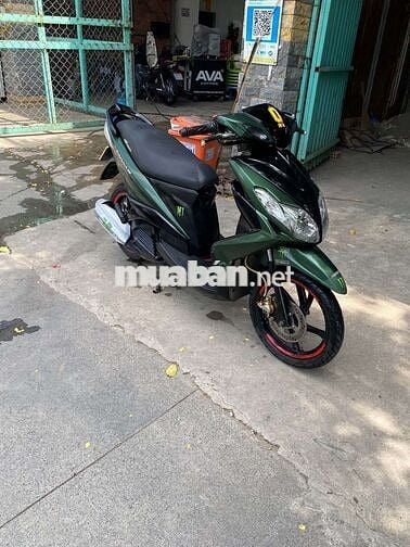 Yamaha Luvias Xanh rêu, Trắng Tự động