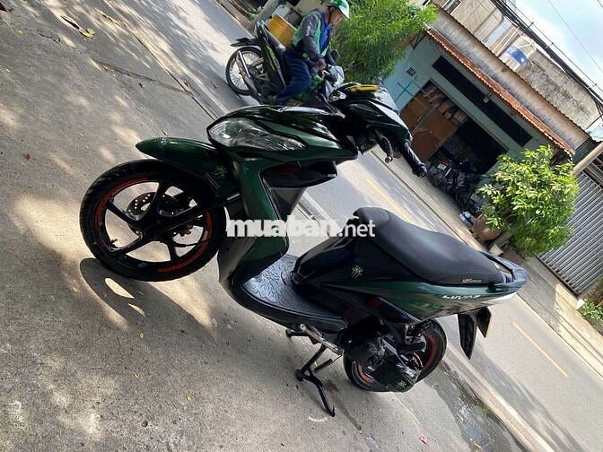 Yamaha Luvias Xanh rêu, Trắng Tự động