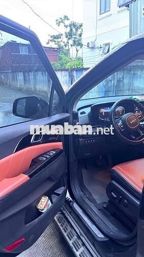 KIA CARNIVAL Premium 2022 Dầu 38000km Đen