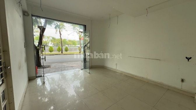 Co thuê mặt tiền đường Hoàng Sa Quận 1