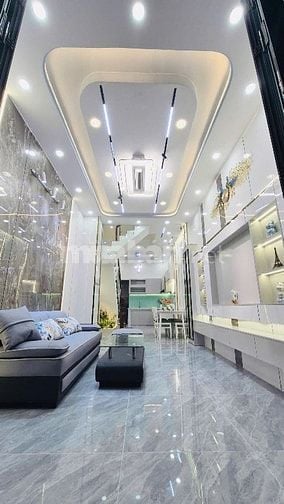 NHÀ MỚI XÂY 4 TẦNG, SÁT BÊN MẶT TIỀN HƯNG PHÚ P10 Q8