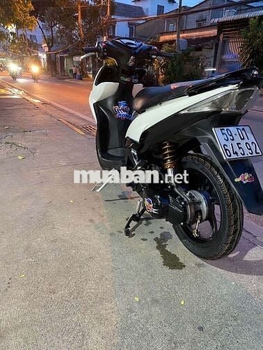 Yamaha Luvias Xanh rêu, Trắng Tự động
