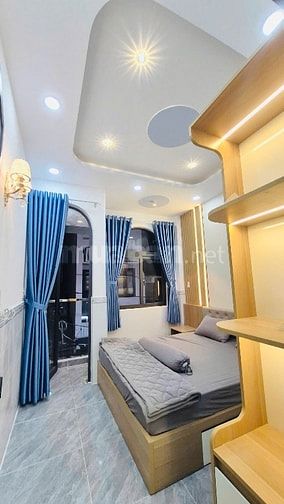 NHÀ MỚI XÂY 4 TẦNG, SÁT BÊN MẶT TIỀN HƯNG PHÚ P10 Q8