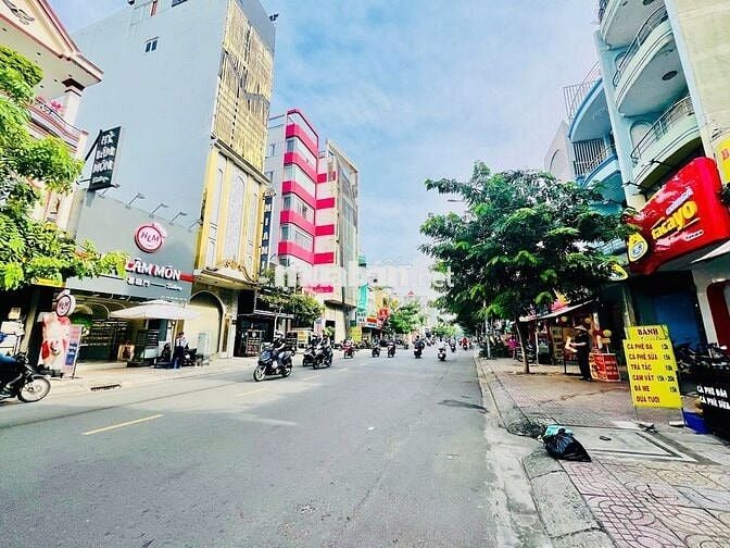 CHO THUÊ MBKD MẶT TIỀN ĐƯỜNG TÂN SƠN NHÌ 5X28M MB SUỐT LĐR BIỆT