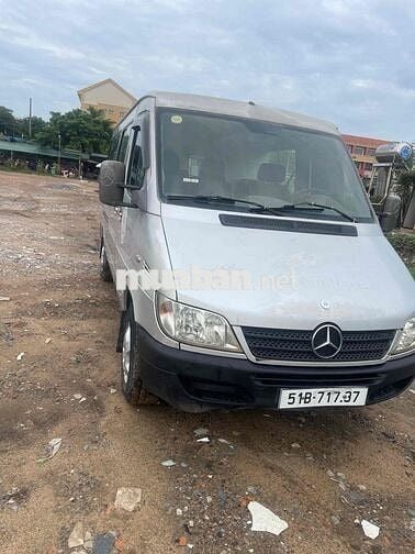 Mercedes-Benz Sprinter 6 chỗ Bạc 940kg
