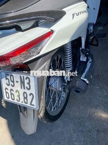 Honda Future FI Trắng Xăng