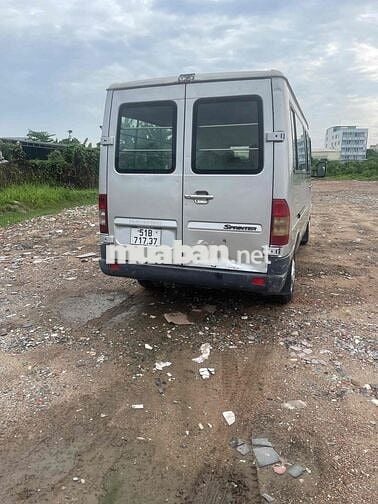 Mercedes-Benz Sprinter 6 chỗ Bạc 940kg