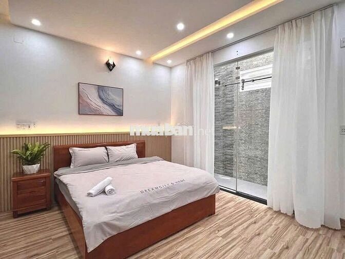 CHO THUÊ VILLA KHU HỒ XUÂN HƯƠNG, CÓ HỒ BƠI