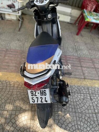 Yamaha Novo LX Tự động Trắng đen
