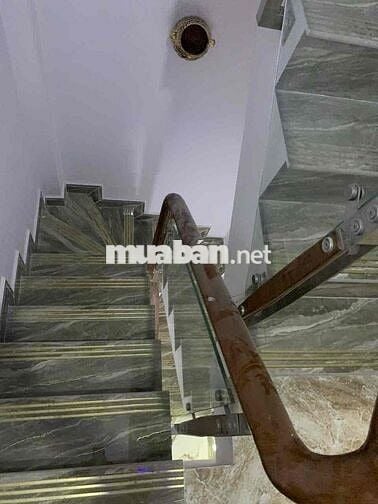 Nhà thuê góc 2 mặt tiền Lý Thái Tổ (5 tầng) - Quận 3