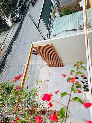 Bán Nhà Mặt Tiền Thảo Điền - 4 Tầng - 80m2. Giá chỉ 19.5 Tỷ
