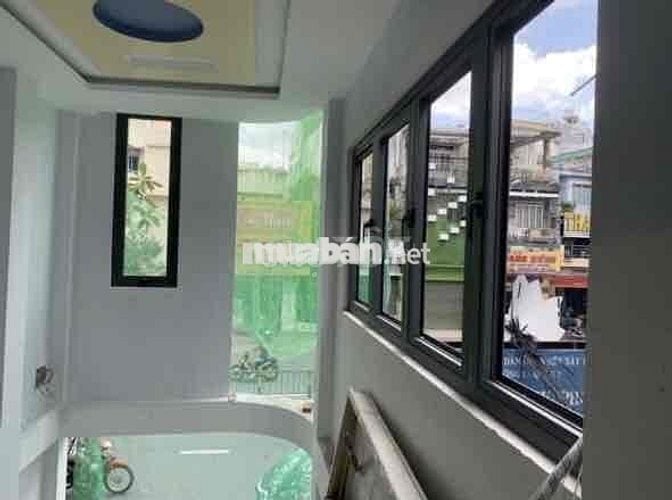 Nhà thuê góc 2 mặt tiền Lý Thái Tổ (5 tầng) - Quận 3