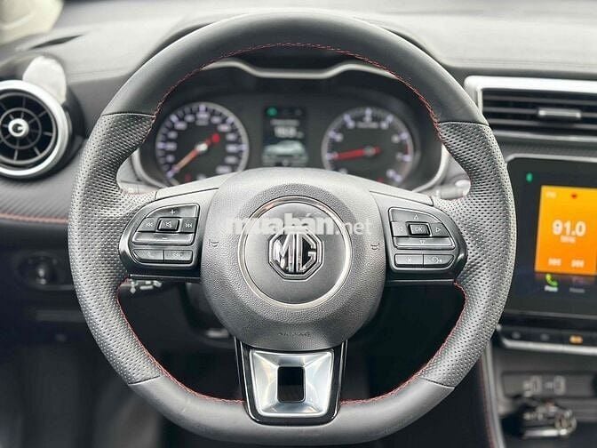 MG ZS 1.5AT STD 2024 Trắng 2 Vạn Km Siêu Mới