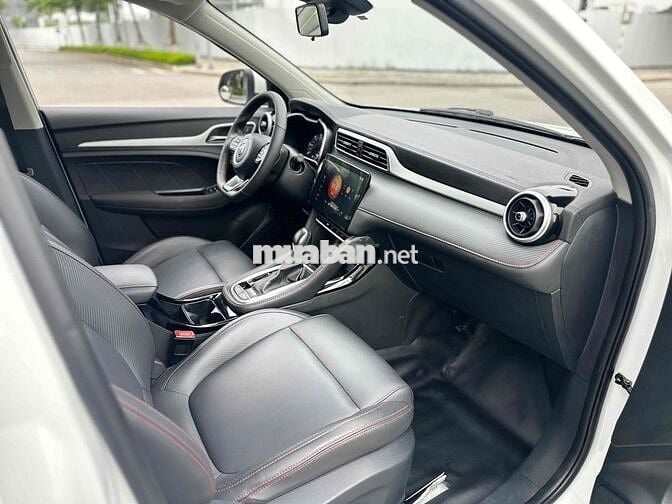 MG ZS 1.5AT STD 2024 Trắng 2 Vạn Km Siêu Mới