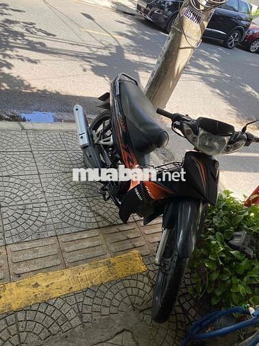 Yamaha Sirius RC 50cc Đen cam Thể thao