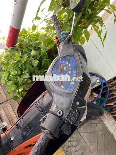 Yamaha Sirius RC 50cc Đen cam Thể thao