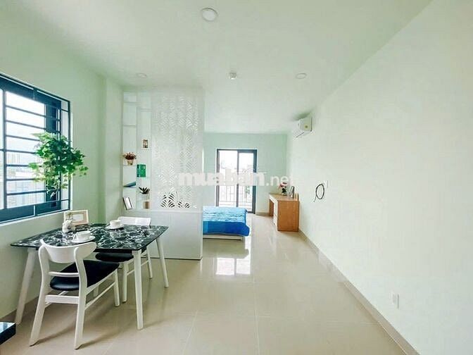CĂN HỘ BAN CÔNG TÁCH BẾP GẦN NGÃ 6 CỘNG HÒA, CỐNG QUỲNH