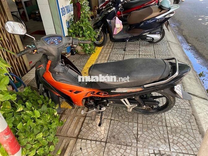Yamaha Sirius RC 50cc Đen cam Thể thao