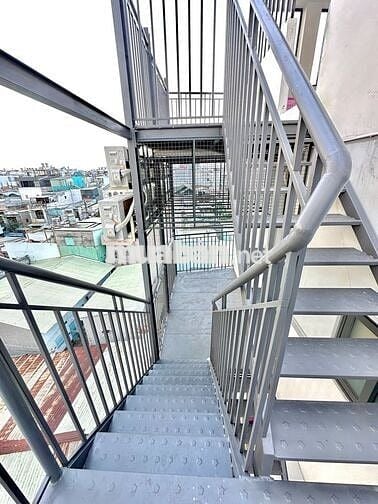 BÁN TÒA CHDV FULL NỘI THẤT– THANG MÁY– PCCC CHUẨN – DÒNG TIỀN 300TR/TH