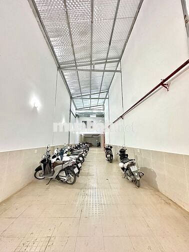 BÁN TÒA CHDV FULL NỘI THẤT– THANG MÁY– PCCC CHUẨN – DÒNG TIỀN 300TR/TH