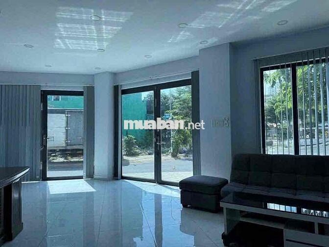 Cho thuê nhà nguyên căn Đường nhựa Phạm Hữu lầu quận 7