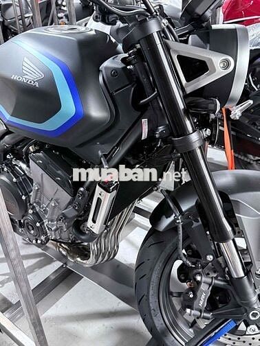 Honda CB500 Super four E-clutch v2