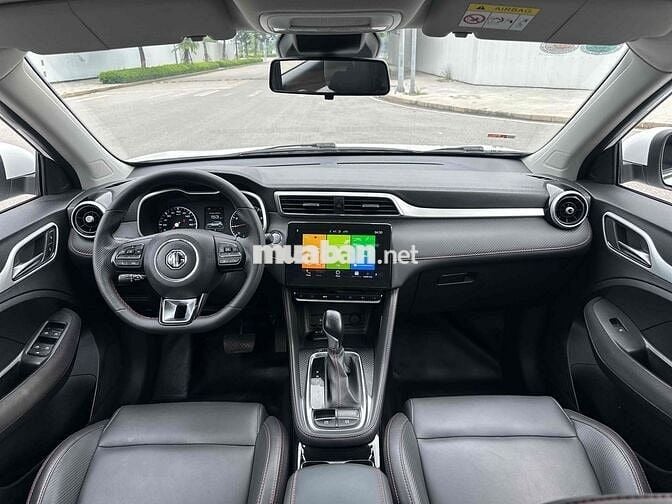 MG ZS 1.5AT STD 2024 Trắng 2 Vạn Km Siêu Mới