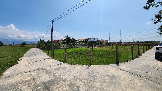 Chính chủ bán đất thôn Sơn Lộc xã Bắc Ninh Hòa, lô góc 11x21 full thổ