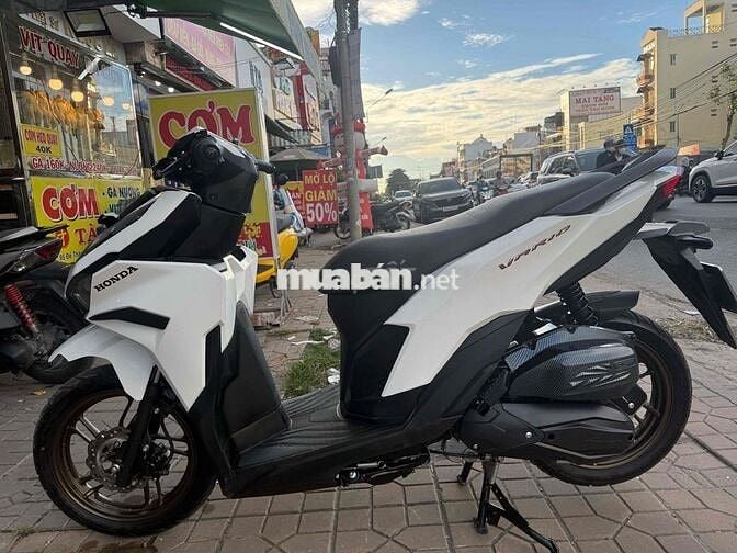 Honda Vario 2025 Trắng Vài ngàn km