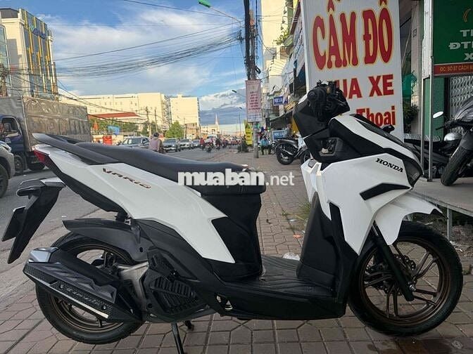Honda Vario 2025 Trắng Vài ngàn km