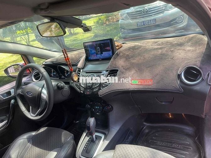 Ford Fiesta 2014 Tự động màu Cam