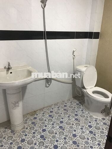 Chủ cho thuê 3nhà mới  đẹp  DT:30m2 giá 5,5tr -7tr lửng ,HBC,TĐ