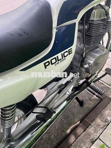 Honda CB 250cc Trắng 250cc