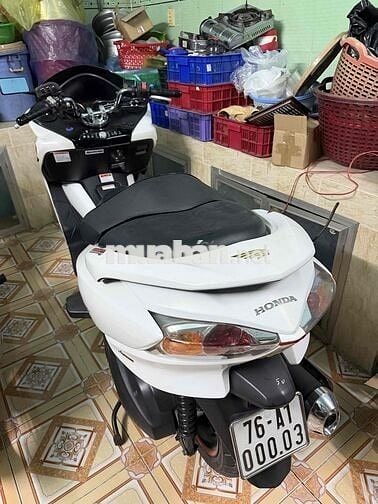 Honda PCX Trắng