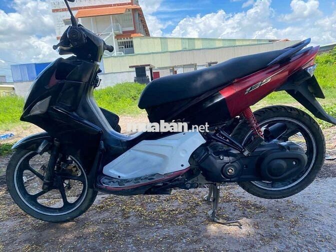 Yamaha Nouvo 4 Đen, Đỏ, Trắng