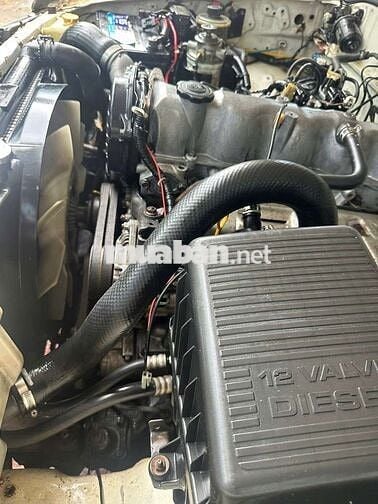 Ford Ranger Diesel 98.676 km Vàng kem