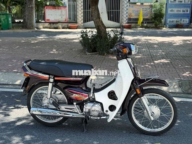 Honda Dream Supper 99 Đen trắng Zin êm Sạch đẹp