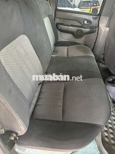 Ford Ranger Diesel 98.676 km Vàng kem