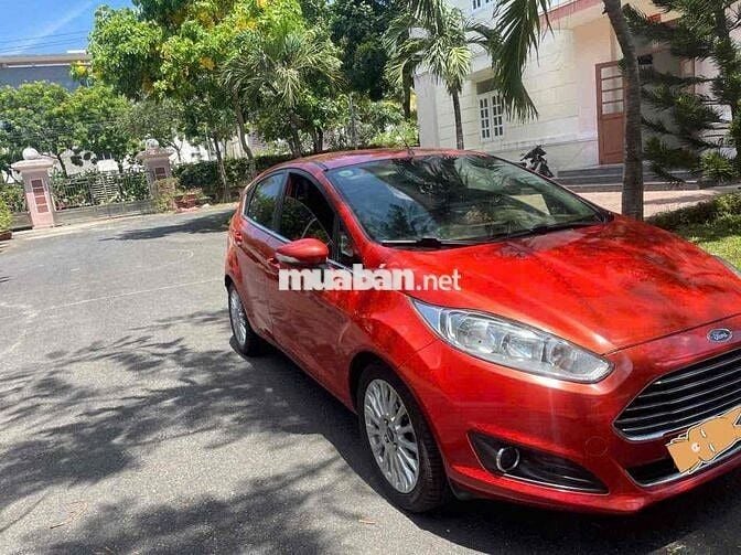 Ford Fiesta 2014 Tự động màu Cam